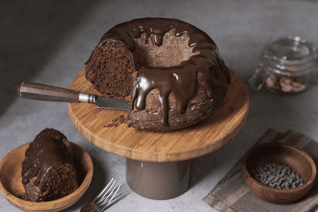 Bolo de Chocolate sem Leite: 4 Melhores Receitas Rápidas